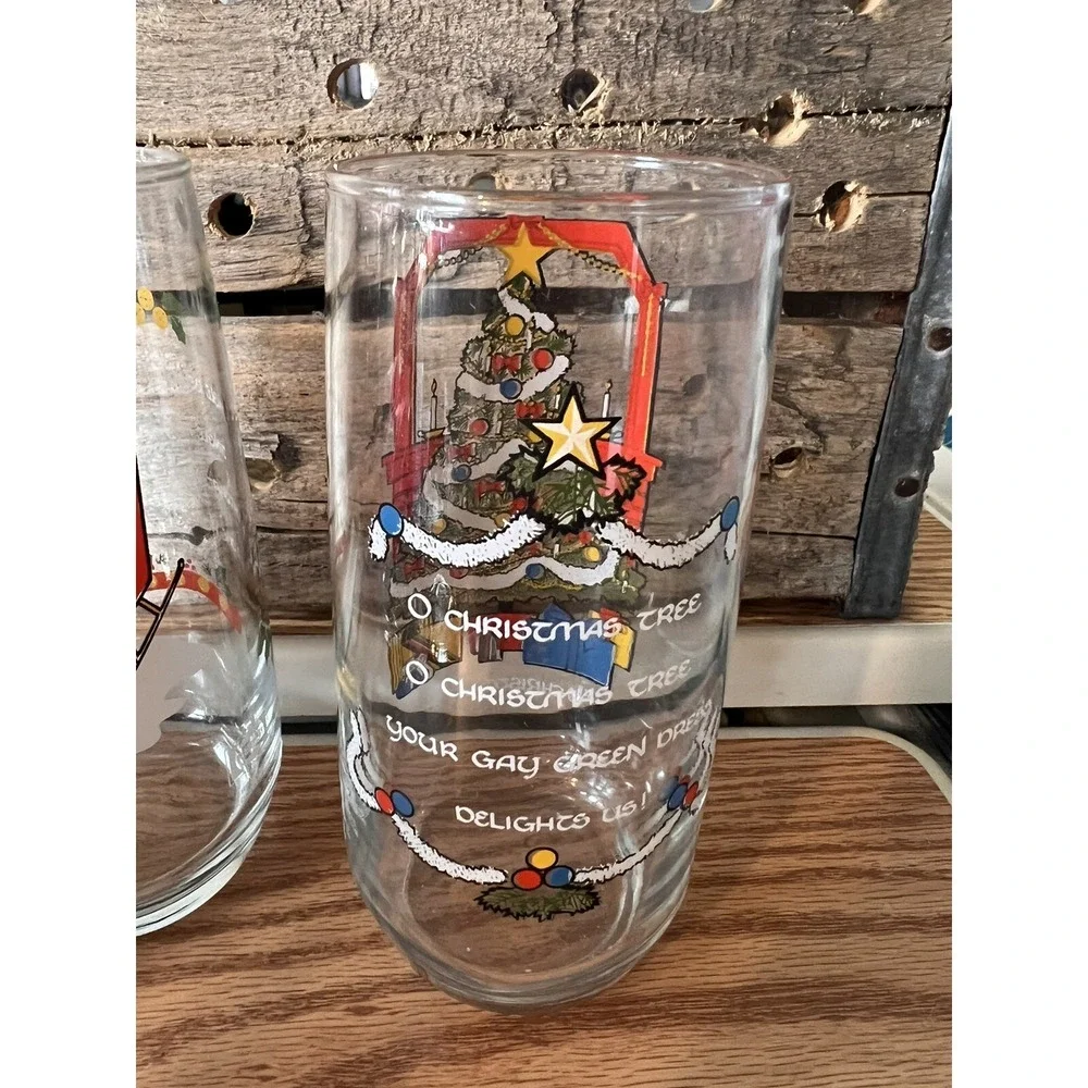1984 PEPSI CHRISTMAS COLLECTION Lot OF4 GLASSES Vintage Holiday Glassware